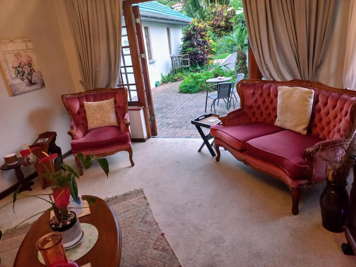 Woodleigh Guest Lodge イースト・ロンドン エクステリア 写真